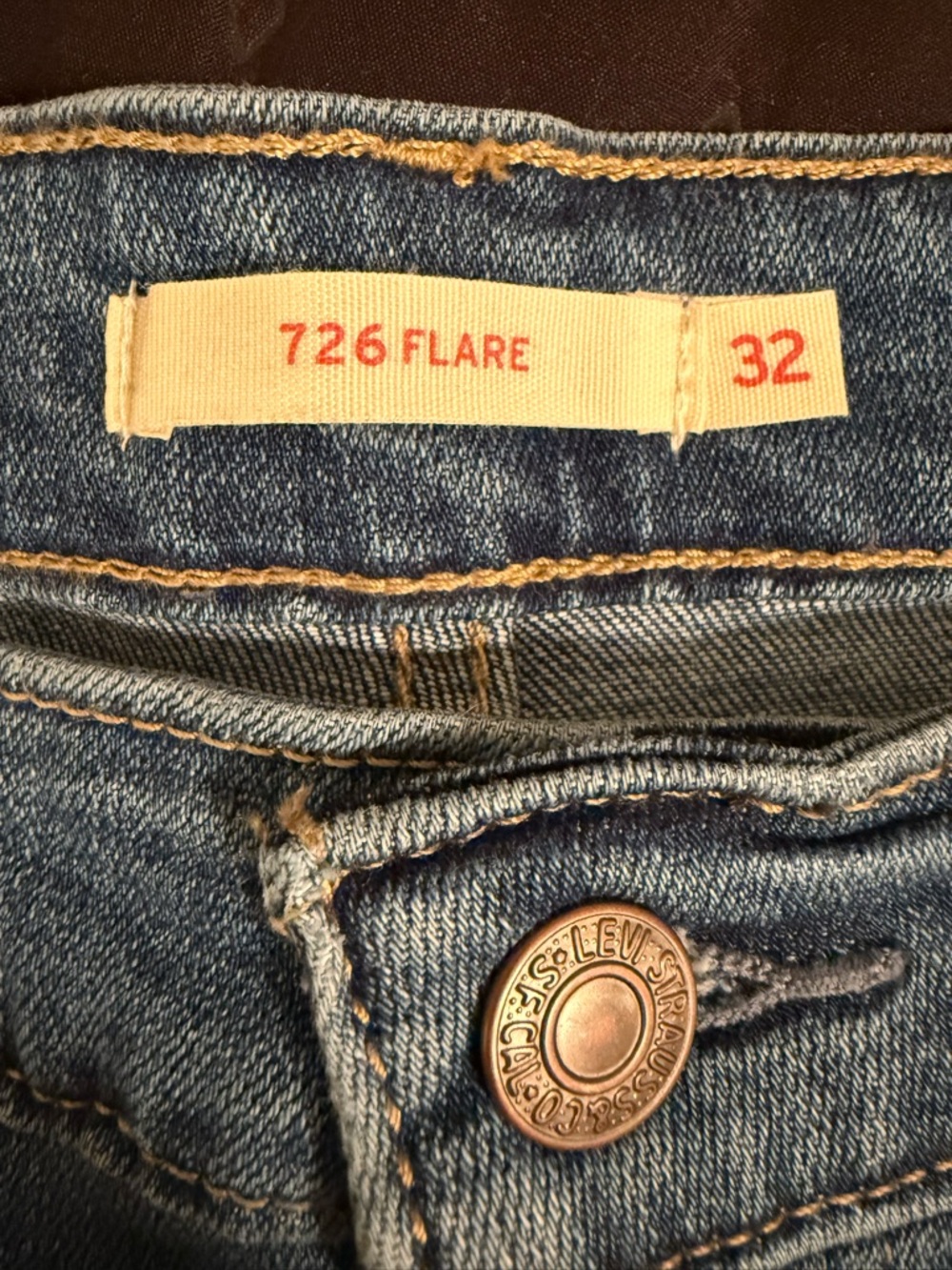 Levi’s 726 High Rise Flare Jeans Stellar Stretch Medium Wash W32 L30 NWT - Picture 8 of 13